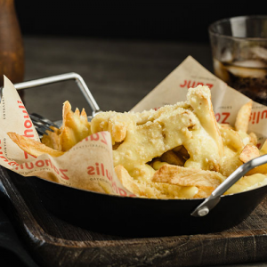 Πατάτες τηγανητές με τυρί